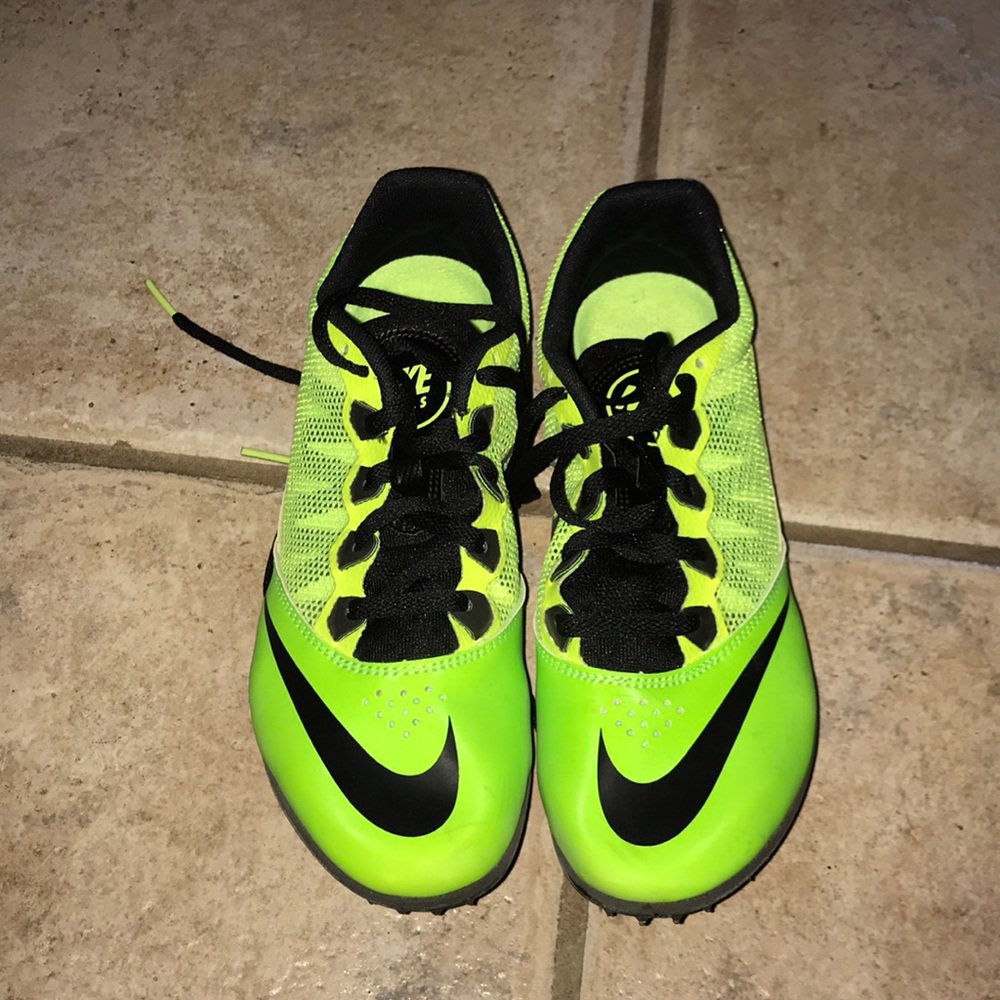 Track spikes